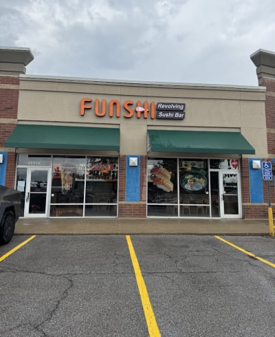 FUNSHI Revolving Sushi Ramen Boba